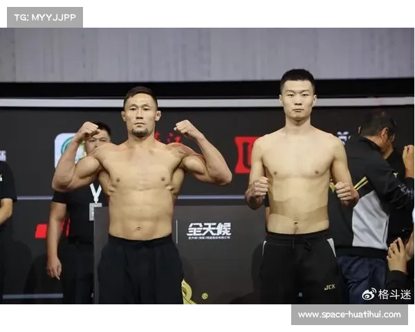 JCK觉城之夜N107战报蒙古悍将傲特根苏荣力压陈睿豪取四连胜震撼全场